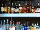 В баре «Татьяна» в Петах-Тикве обнаружены десятки бутылок «паленого» спиртного
