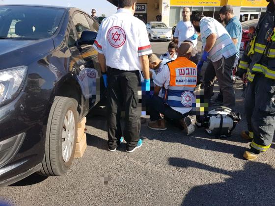 В Ашдоде полуторагодовалый ребенок пострадал, выпав из движущегося автомобиля