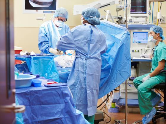 В Хайфе три врача задержаны по подозрению в фальсификации интернатуры