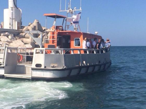 Перец и мэр Ашкелона в море решали проблемы прибрежной полосы