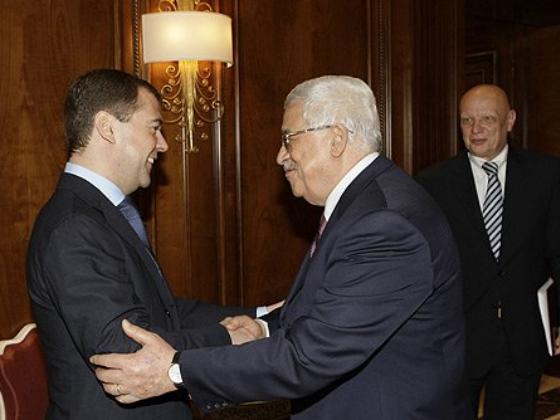 Отменен только визит в Израиль: Дмитрий Медведев приедет к палестинцам