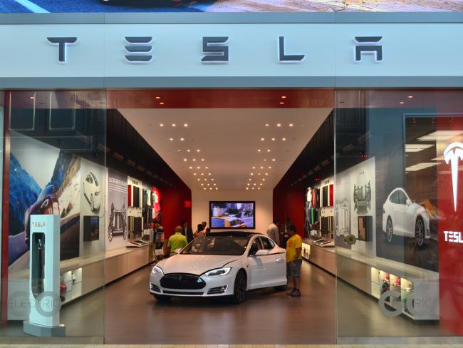 Машины Tesla подорожали еще до передачи покупателям в Израиле