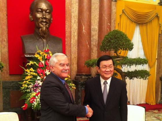 Яир Шамир провел встречи с высшим политическим руководством Вьетнама