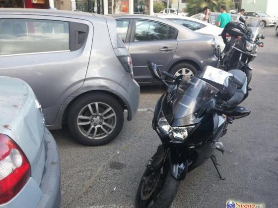 Мотоциклисты Тель-Авива хотят парковаться на тротуарах