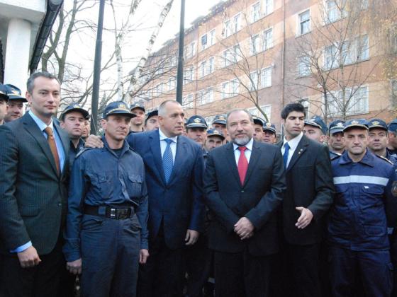 Авигдор Либерман посетил Болгарскую пожарную академию