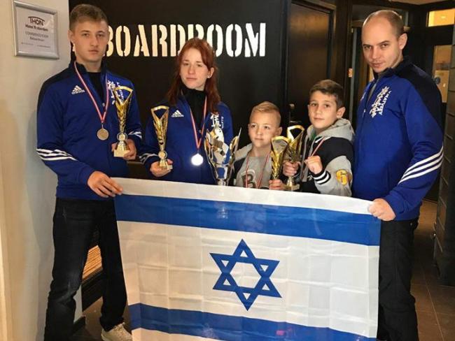 Победа израильтян на международных соревнованиях по каратэ в Голландии