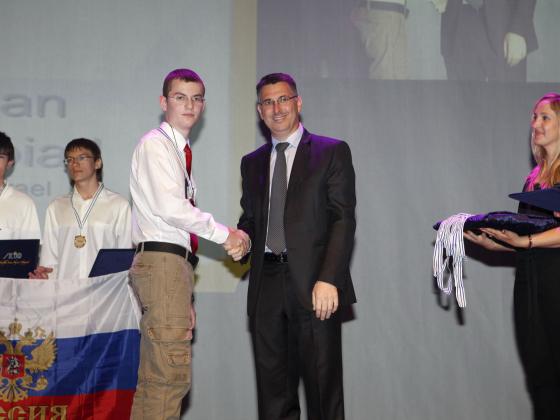 Впервые с 2003  израильский школьник выиграл золото на  олимпиаде по физике