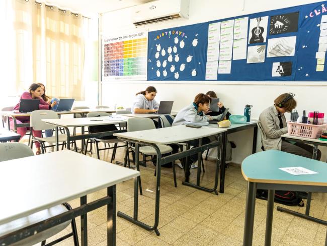 Впервые в Израиле: международный аттестат зрелости для школьников-репатриантов