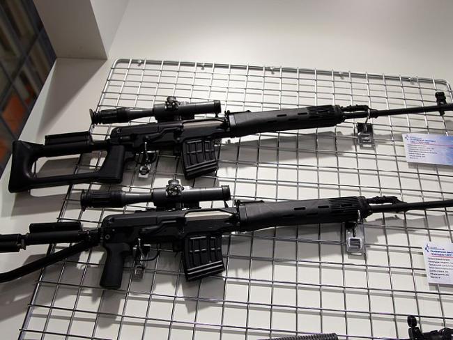ЦАХАЛ закупает имитации АК, винтовок Драгунова, ракет «касам» и другого оборудования террористов