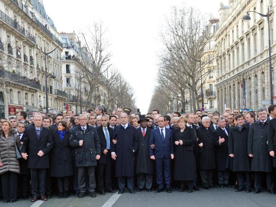 Белый дом признал, что отсутствие Обамы на марше в Париже было ошибкой