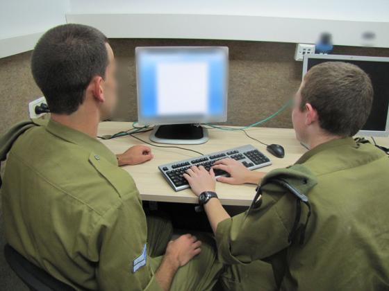 Террористы охотятся за израильскими военнослужащими в соцсетях