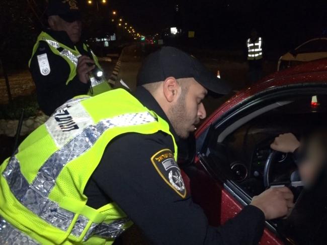 Полиция предупреждает: в новогоднюю ночь будет усилен контроль за водителями и соблюдением ограничений