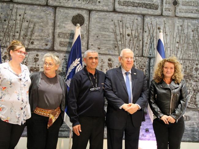 Президент Израиля  наградил семьи, которые пожертвовали органы своих скончавшихся близких 