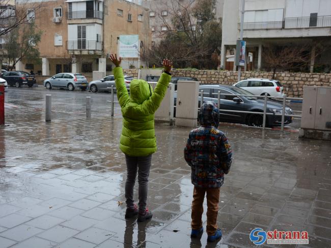 Дожди возвращаются: в Израиль на три дня придет зима