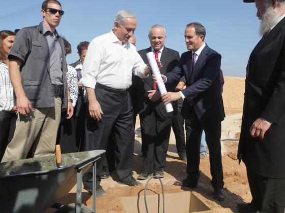 Нетаниягу заложил первый камень в здание будущей ашдодской больницы (ФОТО)
