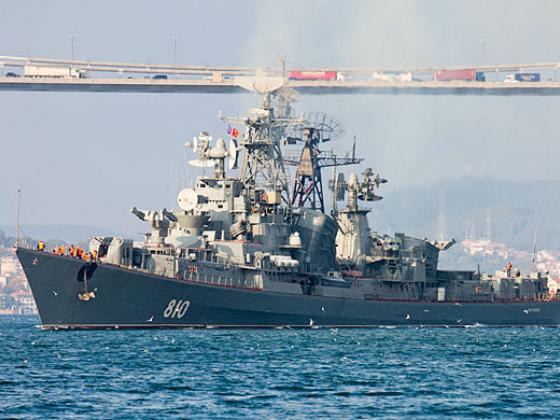 Российские военные моряки открыли огонь в сторону турецкого сейнера