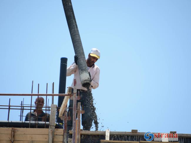 Израиль выдаст разрешение на работу 15000 палестинских строителей