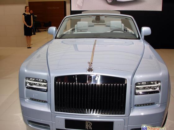Верка Сердючка купила Rolls-Royce Фредди Меркьюри, но ездить на нем не будет