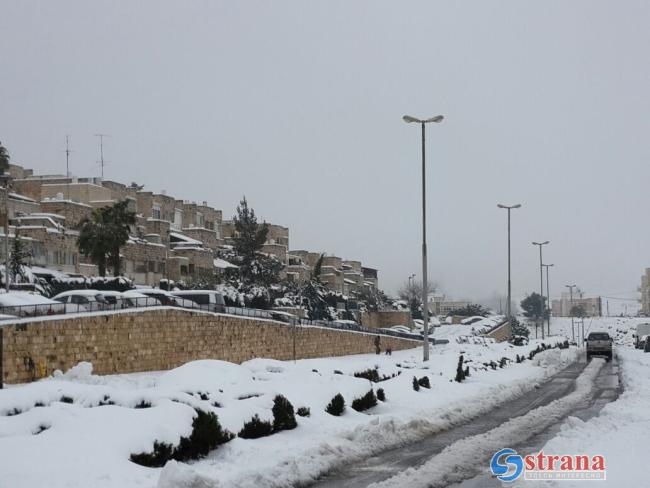 Зимняя буря в Израиле: ливни, град, снегопад и сильный шторм