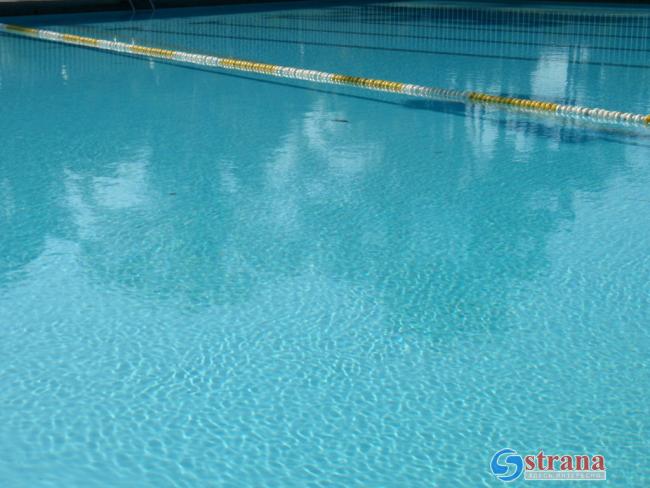 Местный совет Кирьят-Арбы объявил о закрытии бассейна из-за решения БАГАЦа о выделении времени для совместного посещения мужчинами и женщинами
