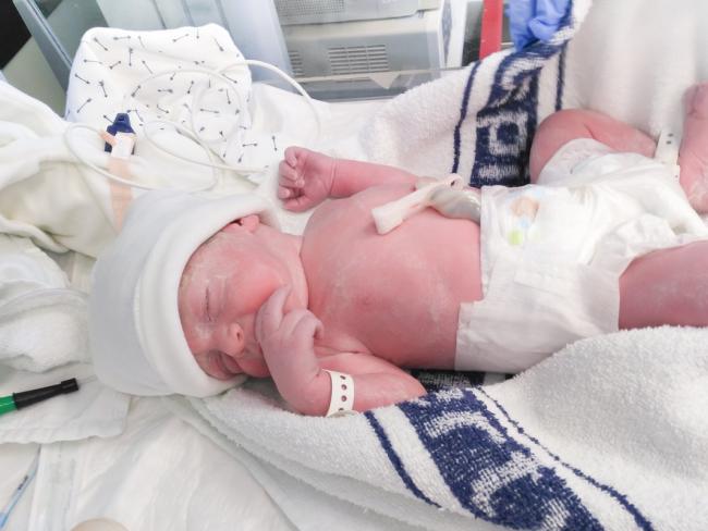 В ОАЭ родился первый израильский ребенок