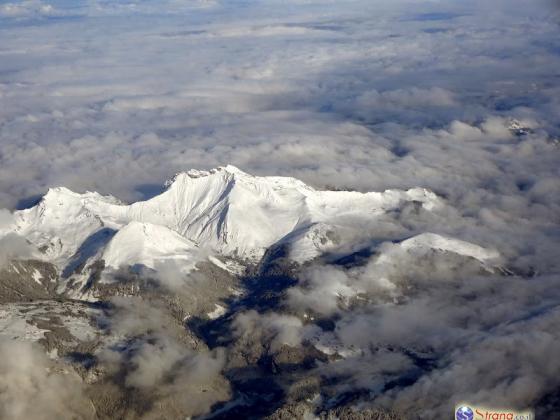 UNAVCO: после землетрясения Эверест стал ниже на дюйм