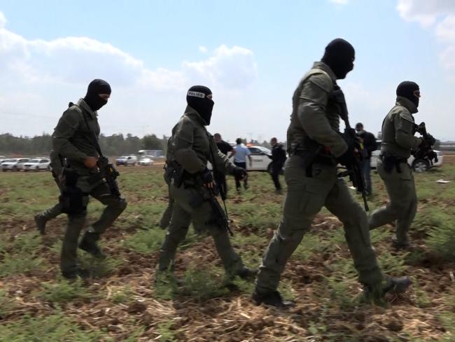 В населенных пунктах Вади Ара задержаны 12 подозреваемых в связях с ИГИЛ