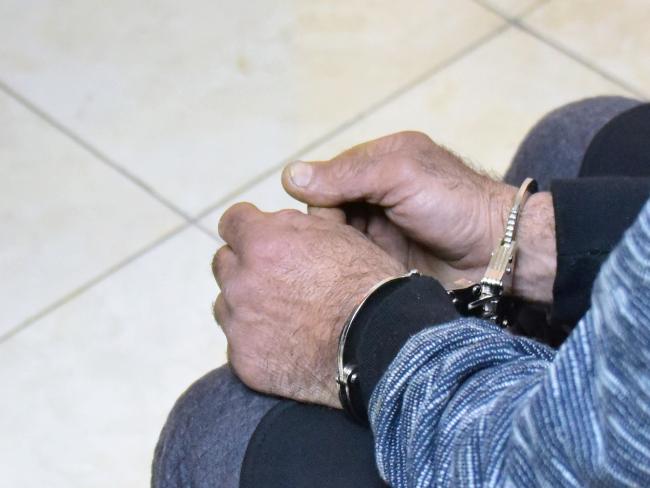 Задержан житель Беэр-Шевы, угрожавший ножом посетителям торгового комплекса и полицейским