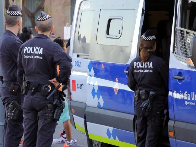 В Испании арестованы 30 человек, выдававших наркотики за гумпомощь Украине