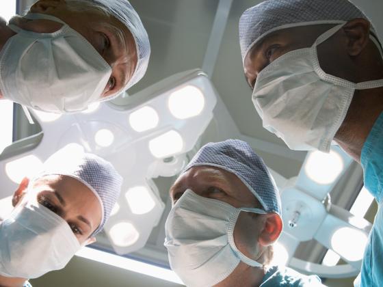 Нейро- и кардиохирурги спорят о праве проводить катетеризацию сосудов