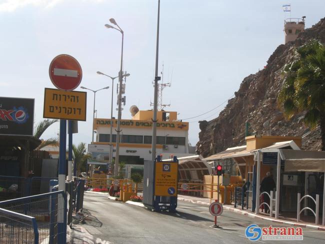 Израиль подвергся ракетному обстрелу из Синая, закрыт пограничный переход Таба