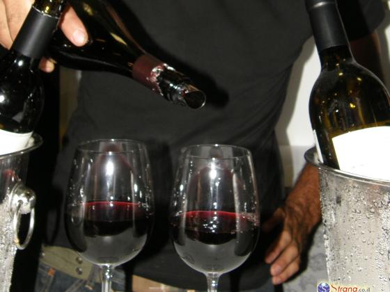Посольство США подарило «Шалом Ахшав» вино, изготовленное в поселениях: Госдеп раскаивается