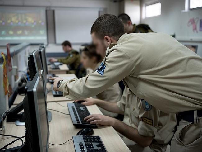 Главы силовых структур Израиля требуют остановить продвижение закона об Управлении киберзащиты