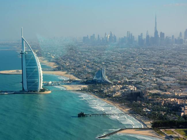 Собираетесь в Дубай? Готовьтесь к тесту на коронавирус после приземления в ОАЭ