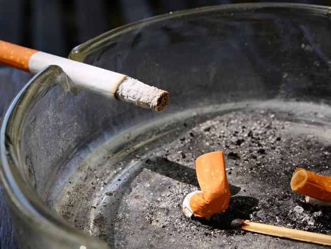 Число курильщиков в Израиле не уменьшается. Правильно ли мы ведем борьбу с курением?
