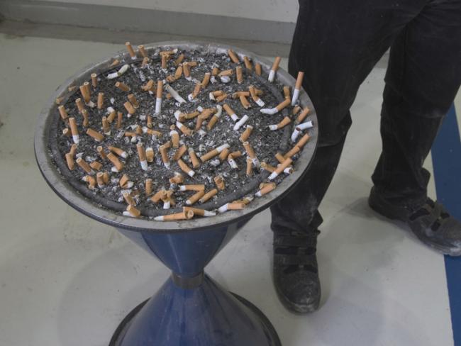 Количество курильщиков в Израиле резко возросло