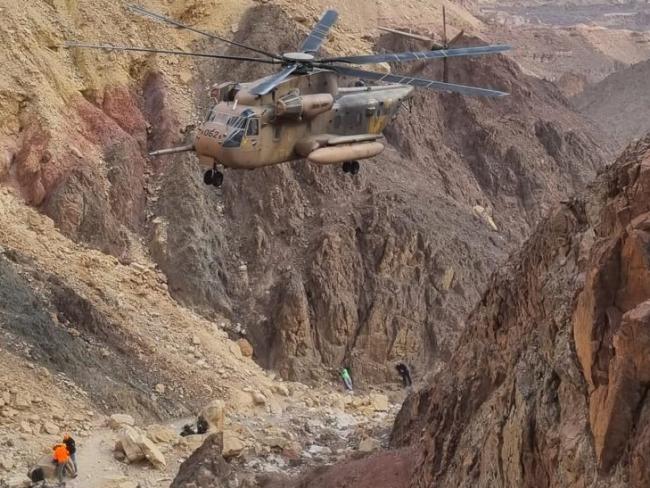 60-летнего туриста на границе с Египтом спасли с помощью вертолета