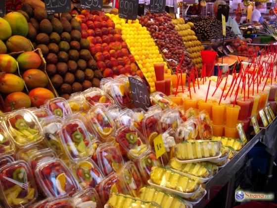 В израильских магазинах заканчиваются запасы продовольствия 