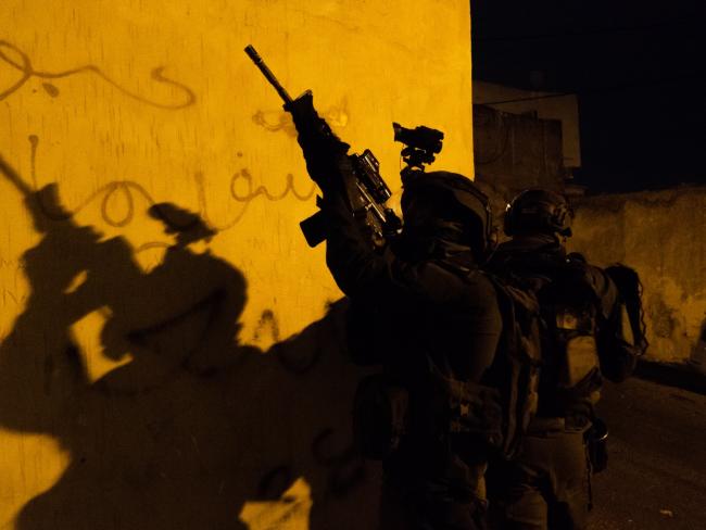 Видео: бойцы ЯМАМ ликвидируют лабораторию террористов «Львиного логова» в Шхеме