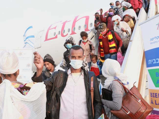 В Израиль прибыли 380 новых репатриантов, 286 – из Эфиопии