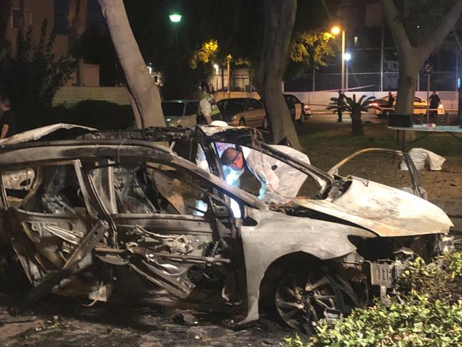 Взрыв в автомобиле в южном Тель-Авиве, погиб мужчина