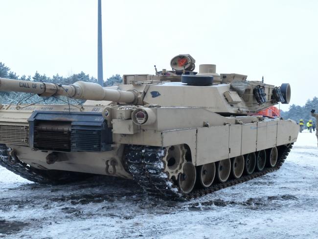 Cоветские танки и немецкие Leopard на пути в Украину. Что изменилось после Рамштайна?