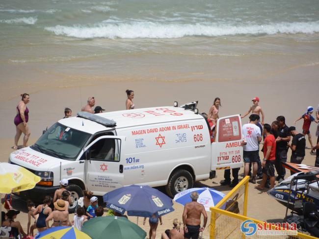 На одном из пляжей Хайфы едва не утонула 75-летняя женщина