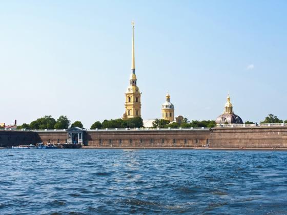 Коронавирус в Санкт-Петербурге: запрещена церемония похорон вне зависимости от причины смерти