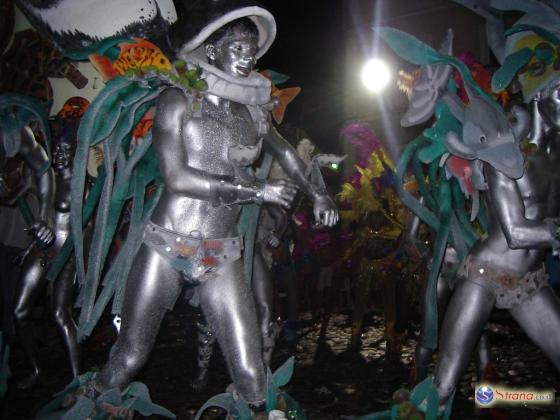 Карнавал в Рио-де-Жанейро стартовал, не смотря на экономические трудности