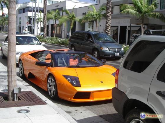 Бизнесмен получил коронавирусные ссуды и купил на них Lamborghini