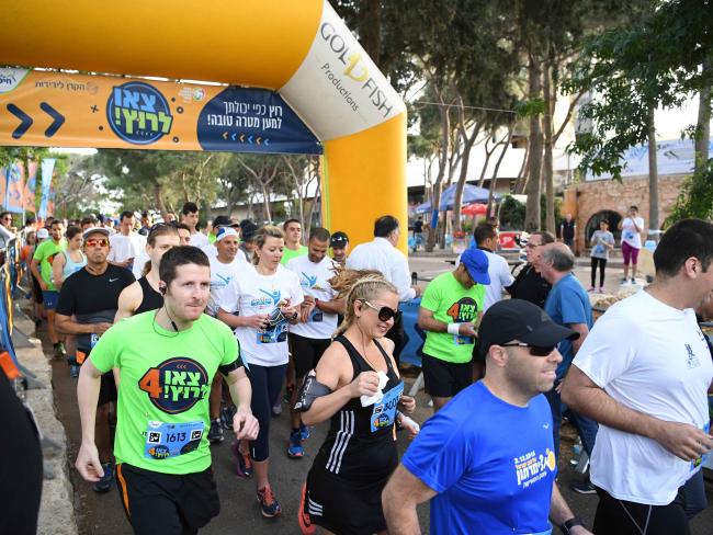 Хайфа: христиане оплатили 20 шекелей за километр марафона в пользу переживших Холокост