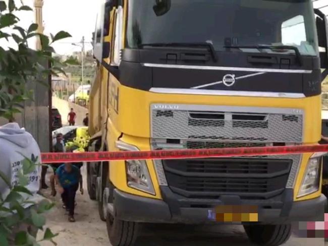 В Иерусалиме под колесами грузовика погиб 4-летний мальчик