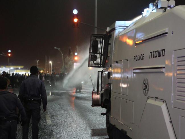 Год со дня гибели Ахувии Сандака: в Иерусалиме проходит бурная демонстрация