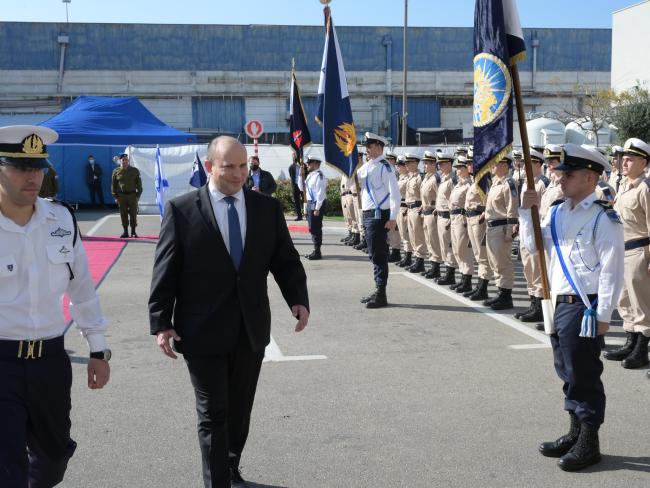 Премьер-министр посетил базы ВМФ в Атлите и Хайфе
